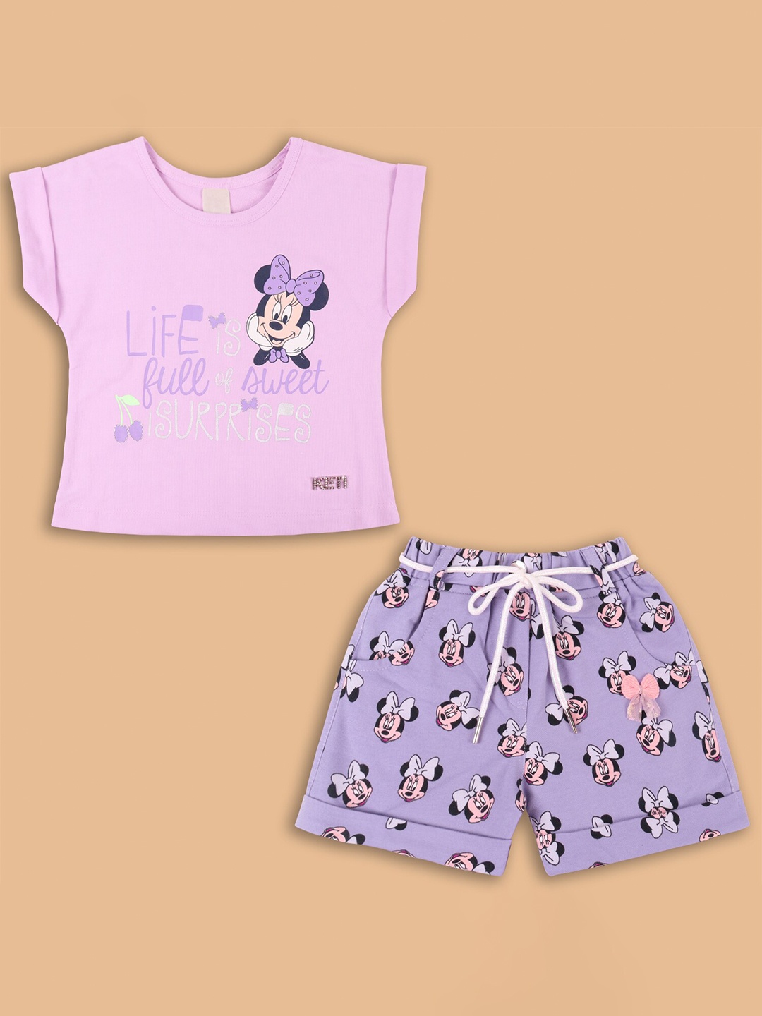 

Wish Karo Girls Printed T-shirt with Shorts, Purple
