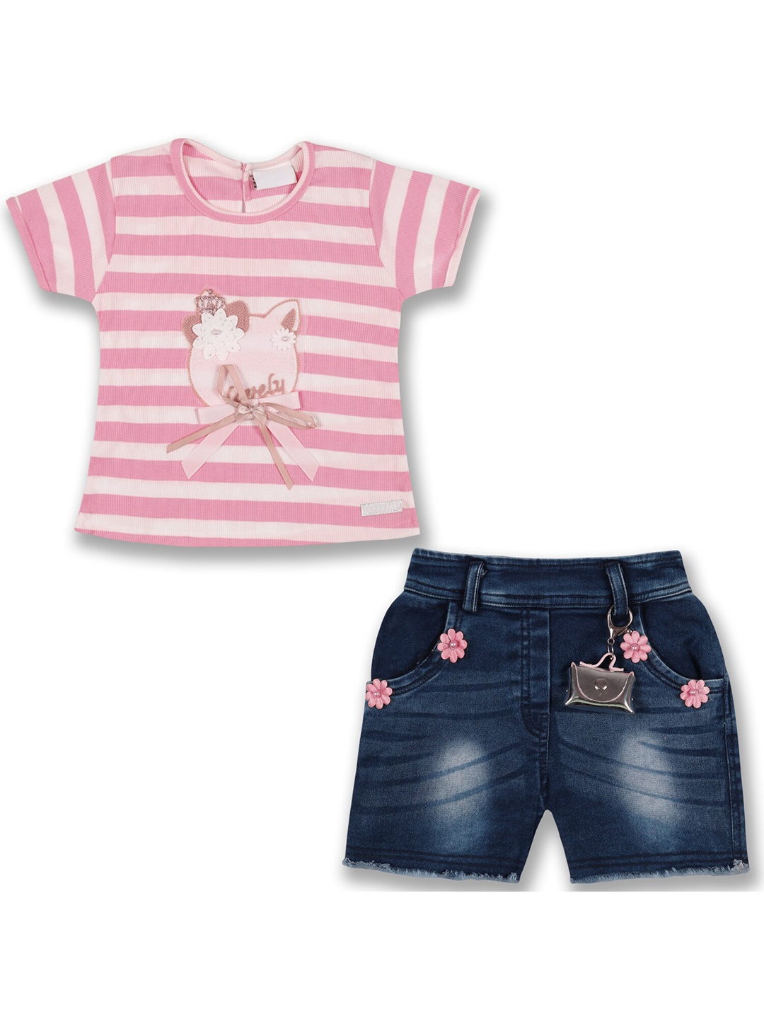 

Wish Karo Girls Striped T-shirt With Shorts, Pink
