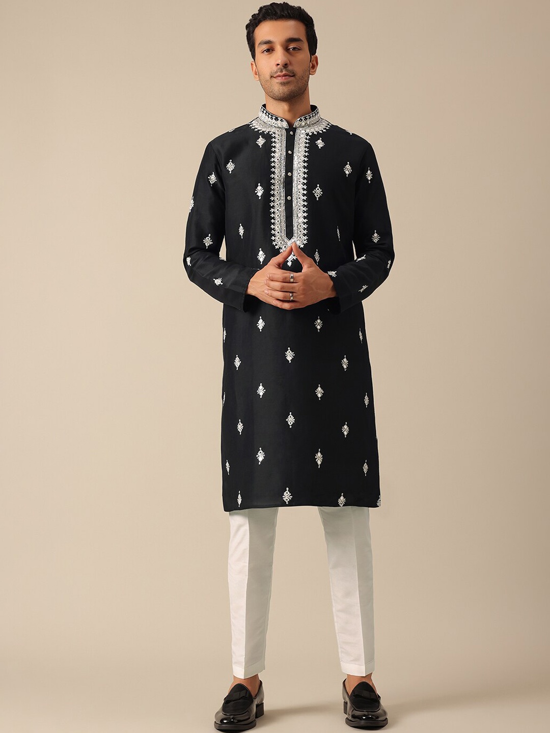 

KALKI Fashion Ethnic Motifs Embroidered Mandarin Collar Mirror Work Straight Kurta Set, Black