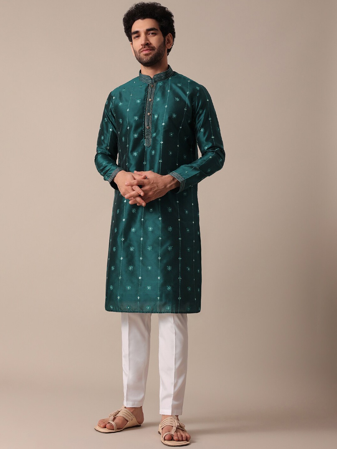 

KALKI Fashion Ethnic Motifs Embroidered Straight Kurta With Pyjamas, Green