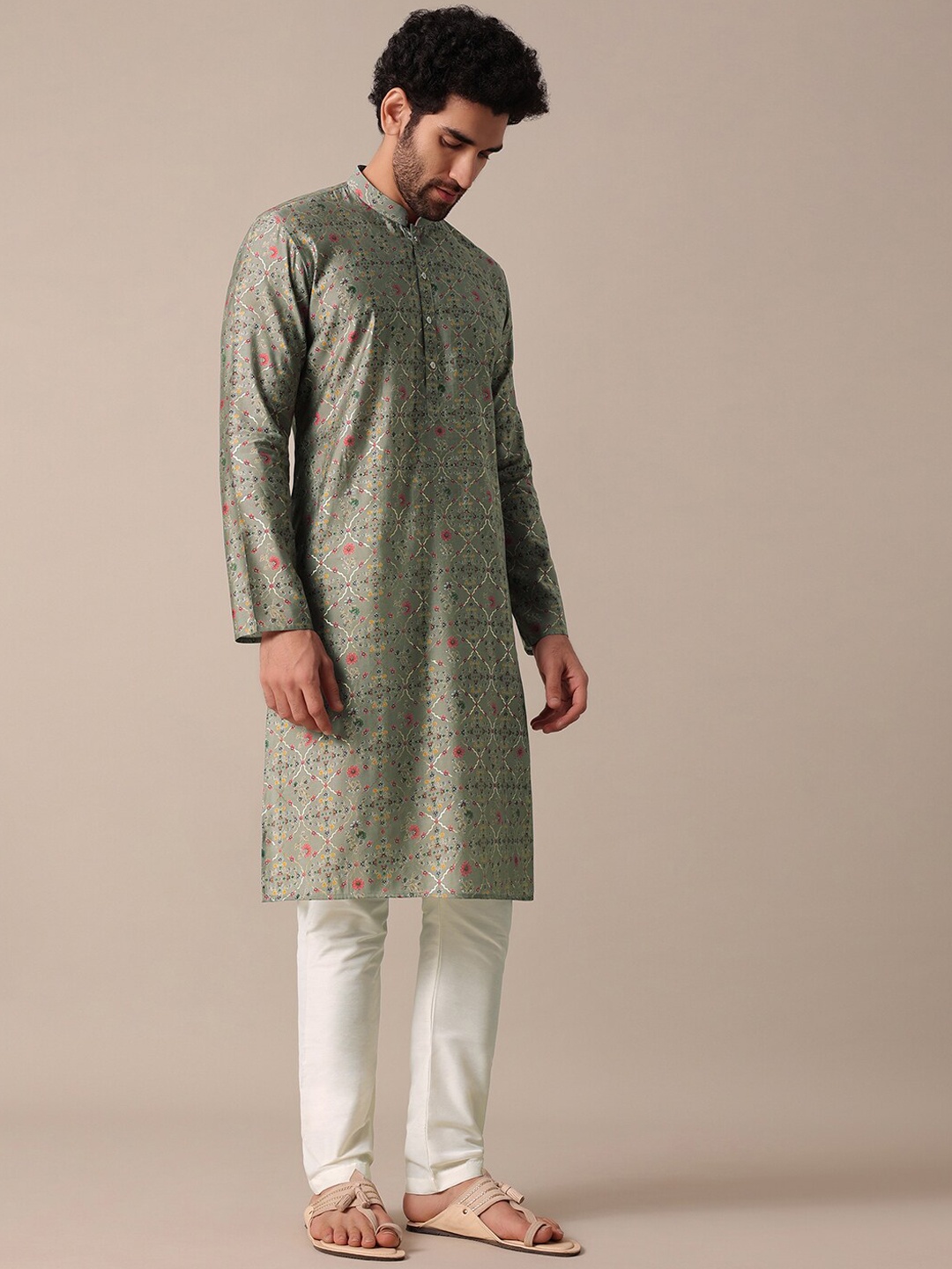 

KALKI Fashion Floral Printed Kurta With Pyjamas, Grey