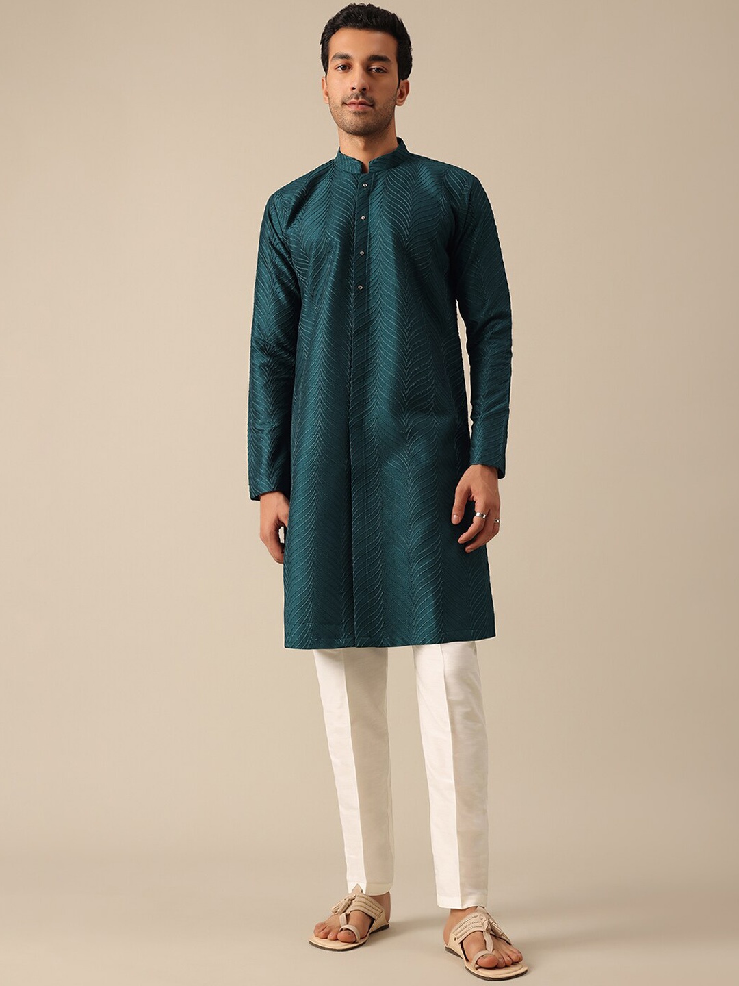 

KALKI Fashion Embroidered Mandarin Collar Kurta with Pyjamas, Teal