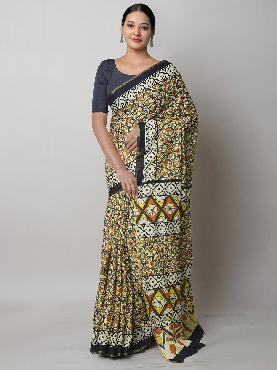 

Unnati Silks Floral Printed Zari Pure Cotton Handloom Block Print Saree, Cream