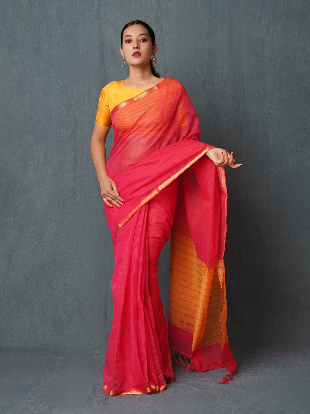 

Unnati Silks Woven Design Pure Cotton Handloom Mangalagiri Saree, Pink