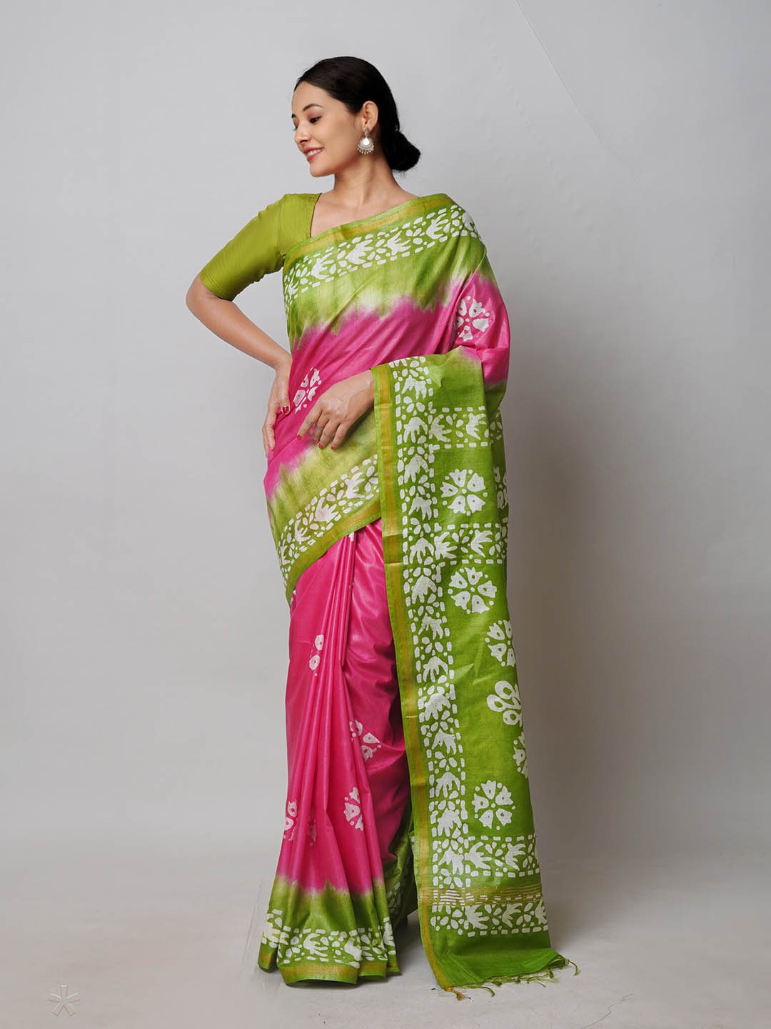 

Unnati Silks Batik Printed Silk Cotton Chanderi Saree, Pink