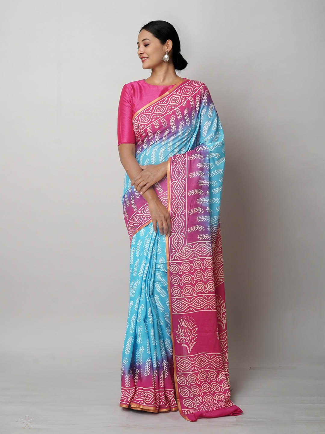 

Unnati Silks Ethnic Motifs Printed Pure Cotton Block Print Saree, Blue