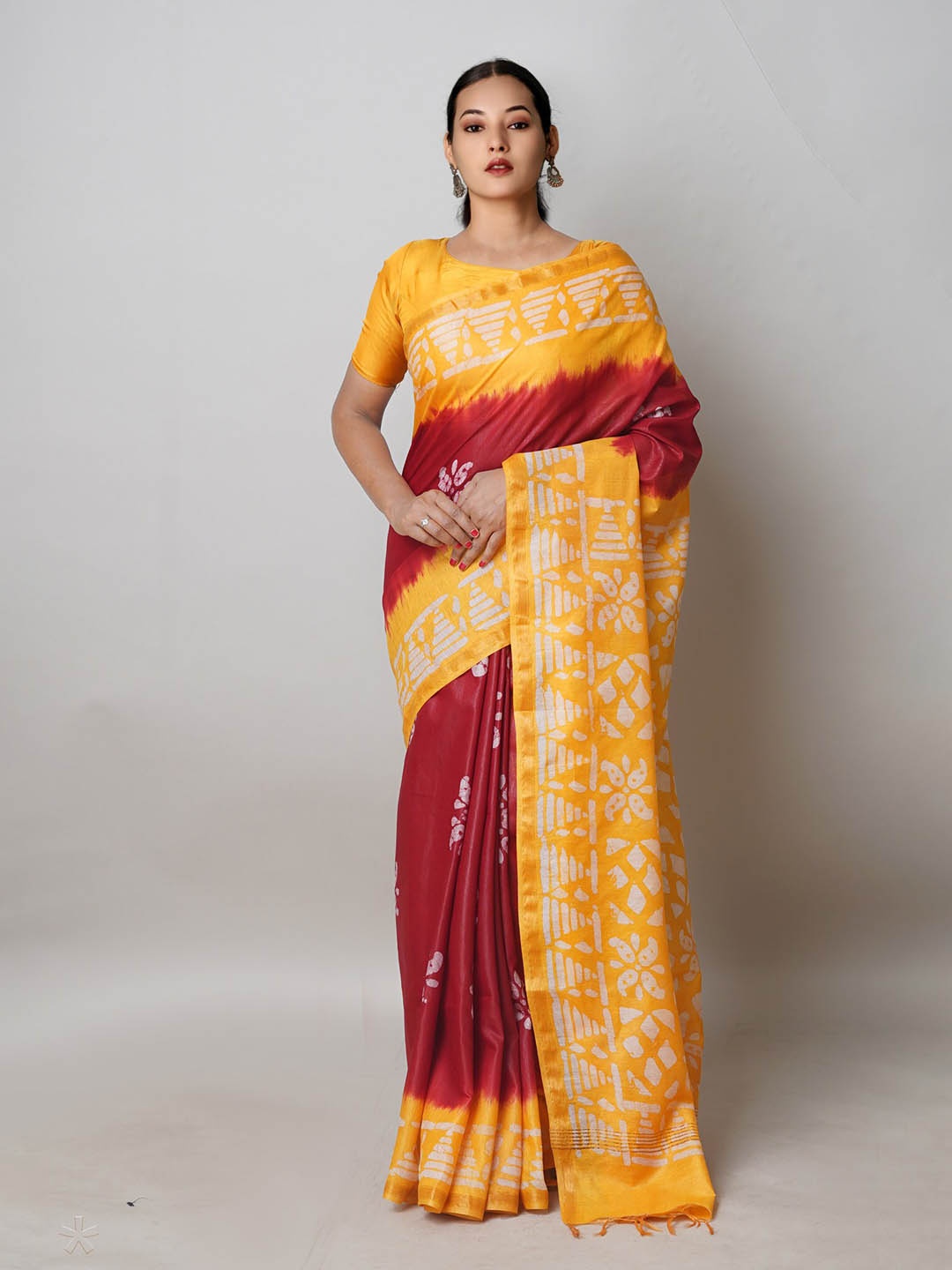 

Unnati Silks Batik Printed Silk Cotton Handloom Chanderi Saree, Red