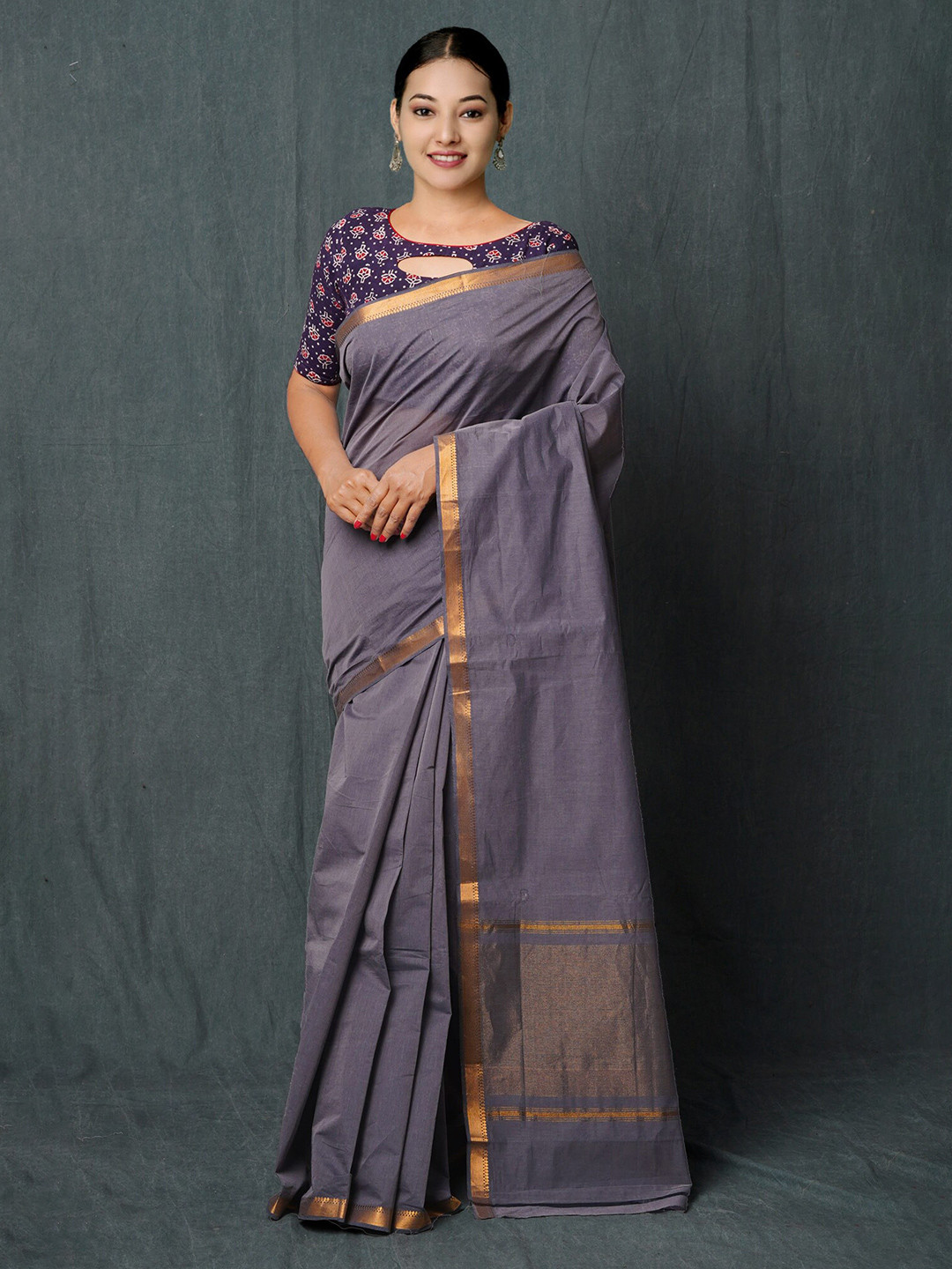 

Unnati Silks Pure Cotton Zari Detail Mangalagiri Saree, Grey