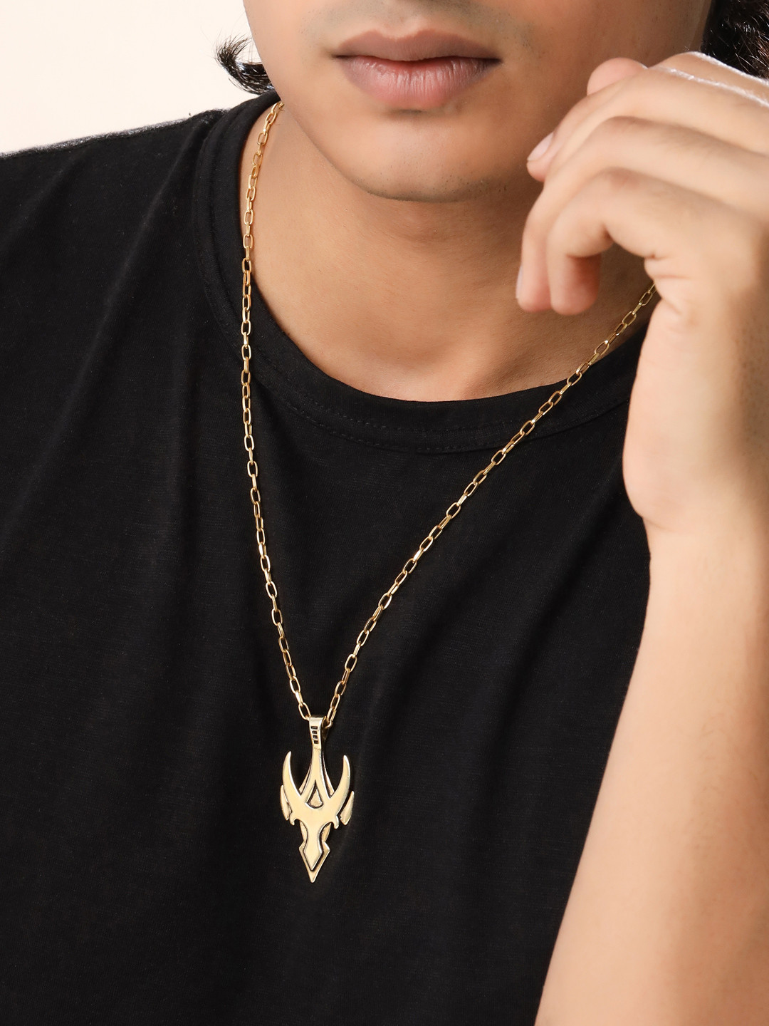 

Kicky And Perky Gold-Plated 92.5 Sterling Silver Antique Pendant With Chain