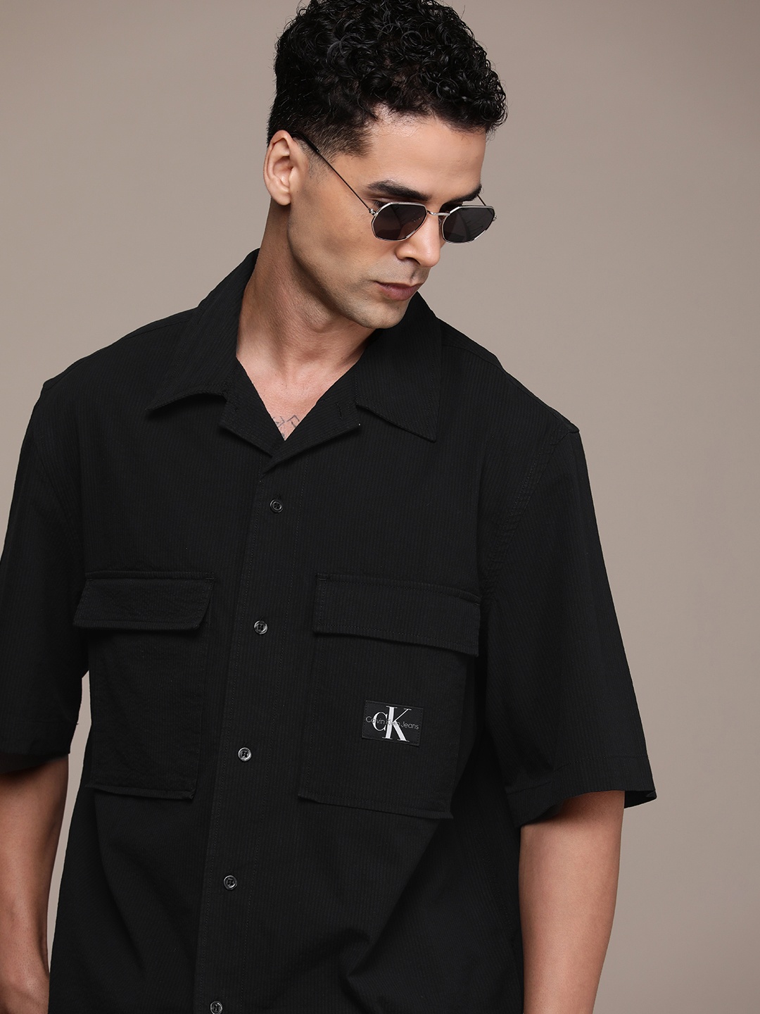

Calvin Klein Jeans Men Striped Casual Shirt, Black