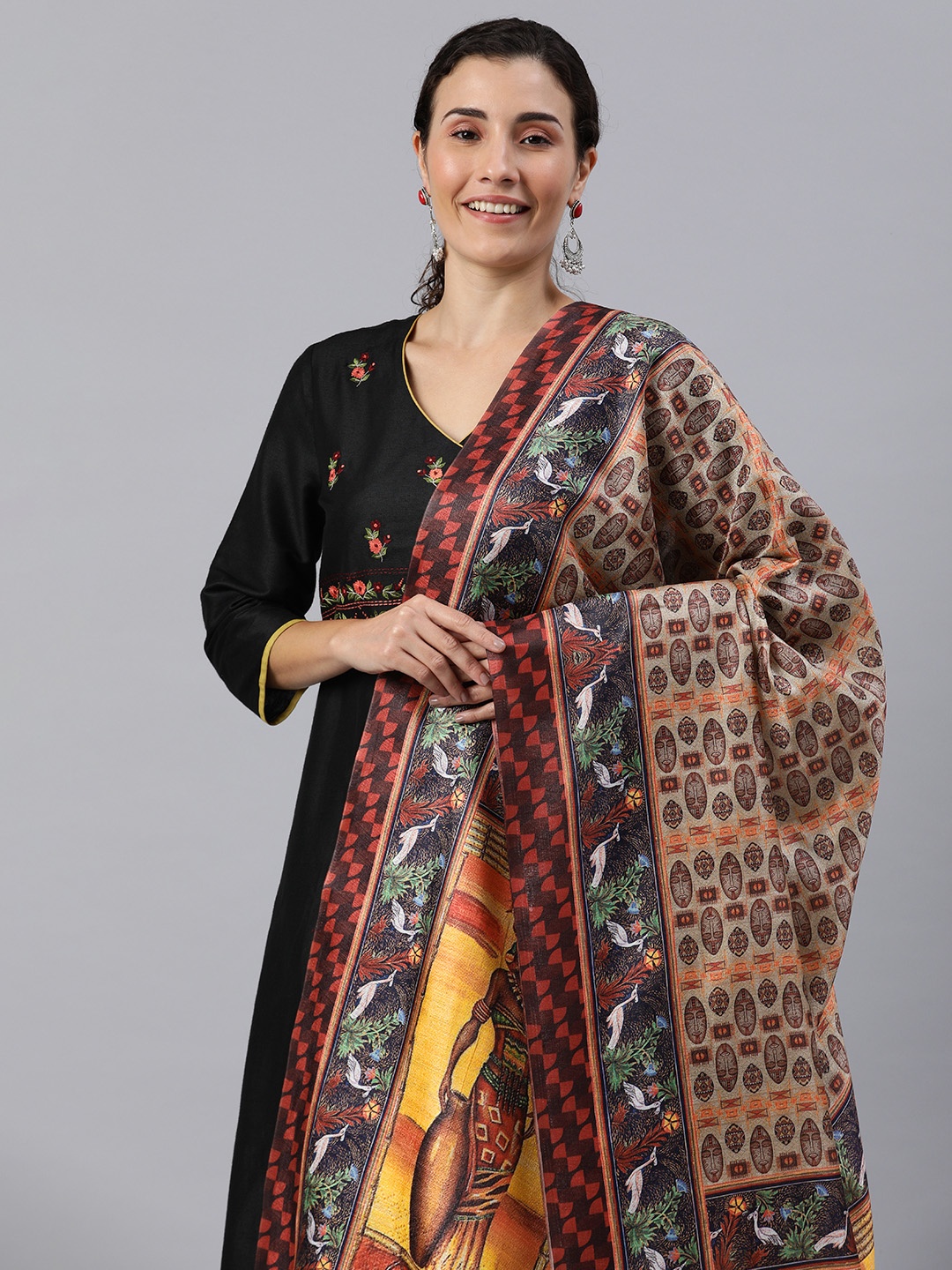 

Rani Saahiba Ethnic Motifs Printed Kalamkari Dupatta, Multi