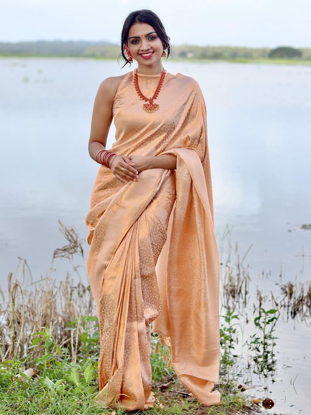 

ALMAARI FASHION Ethnic Motifs Woven Design Zari Pure Silk Kanjeevaram Saree, Peach