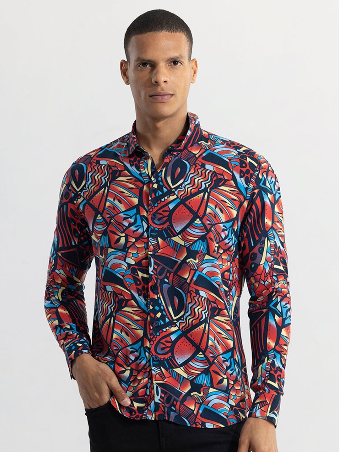 

Snitch Classic Slim Fit Geometric Printed Casual Shirt, Red