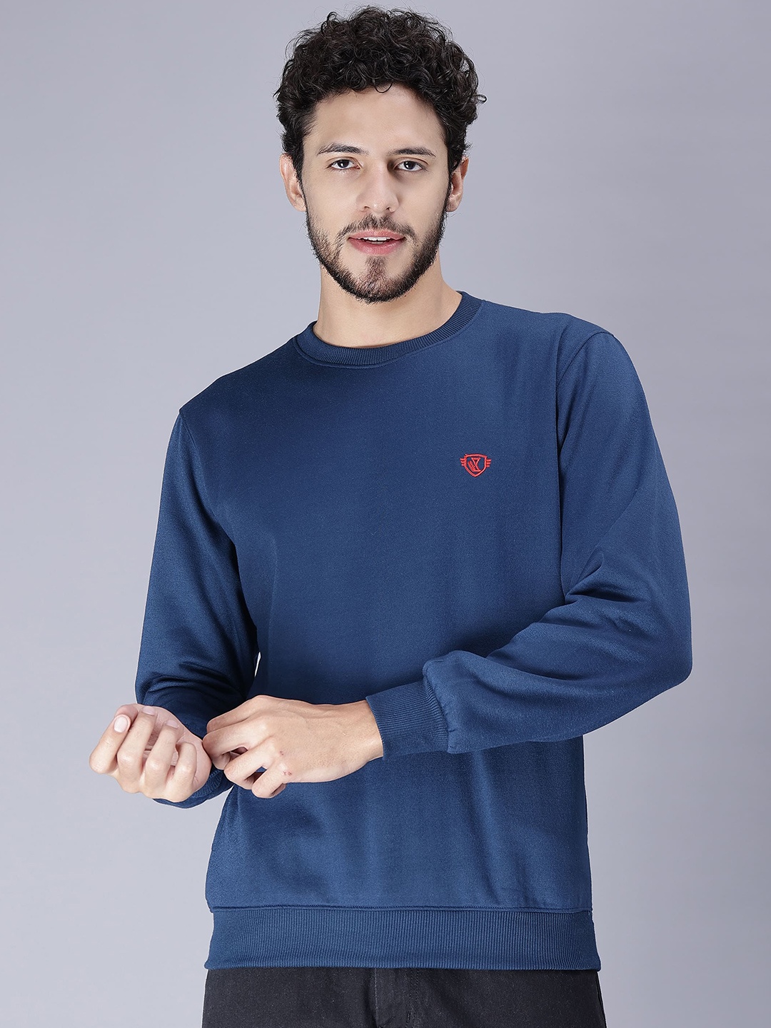 

WE PERFECT Round Neck Fleece Pullover, Blue
