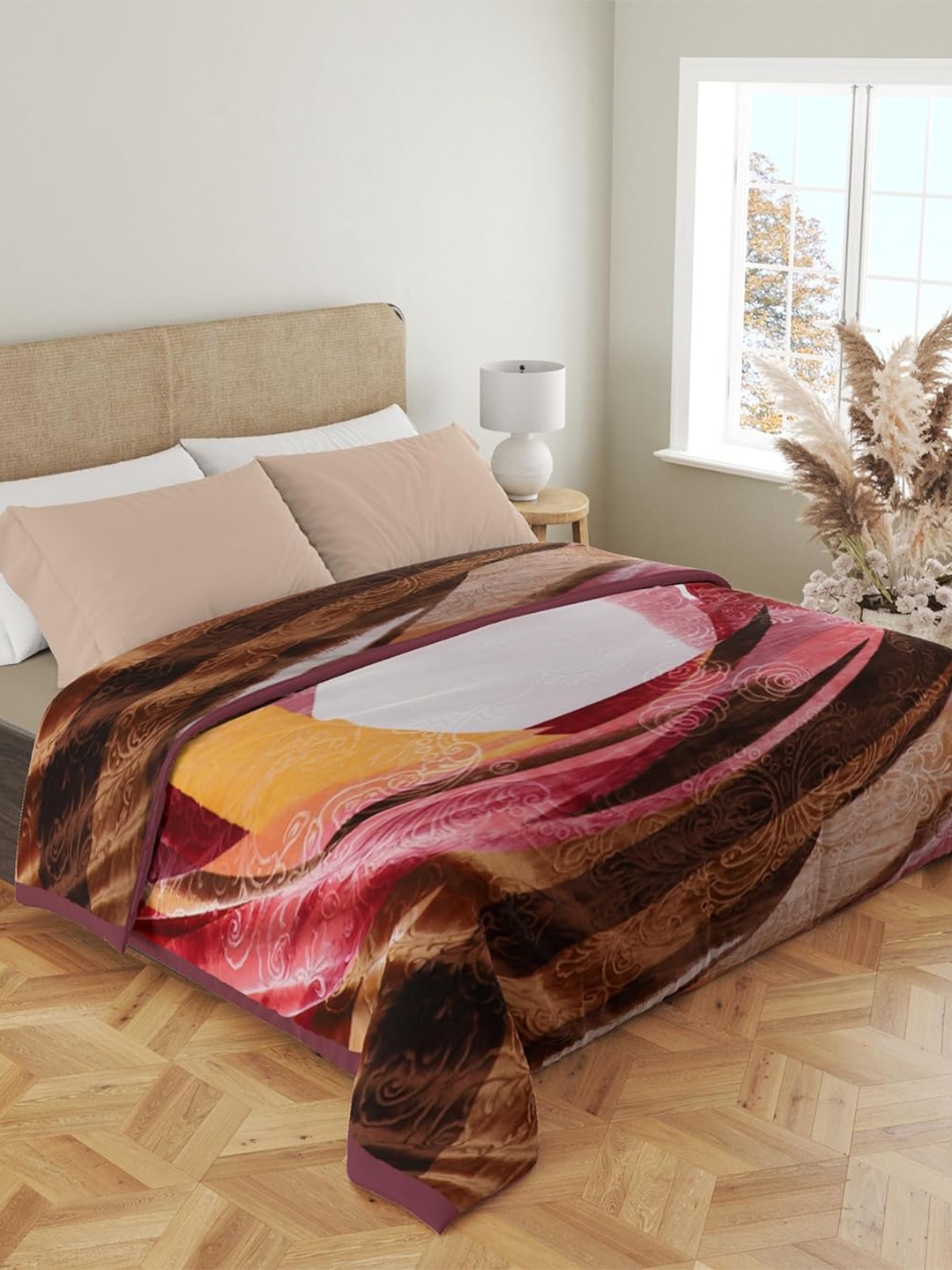 

Nivasam Charlie Brown Floral Mink Heavy Winter 1000 GSM Double Bed Blanket