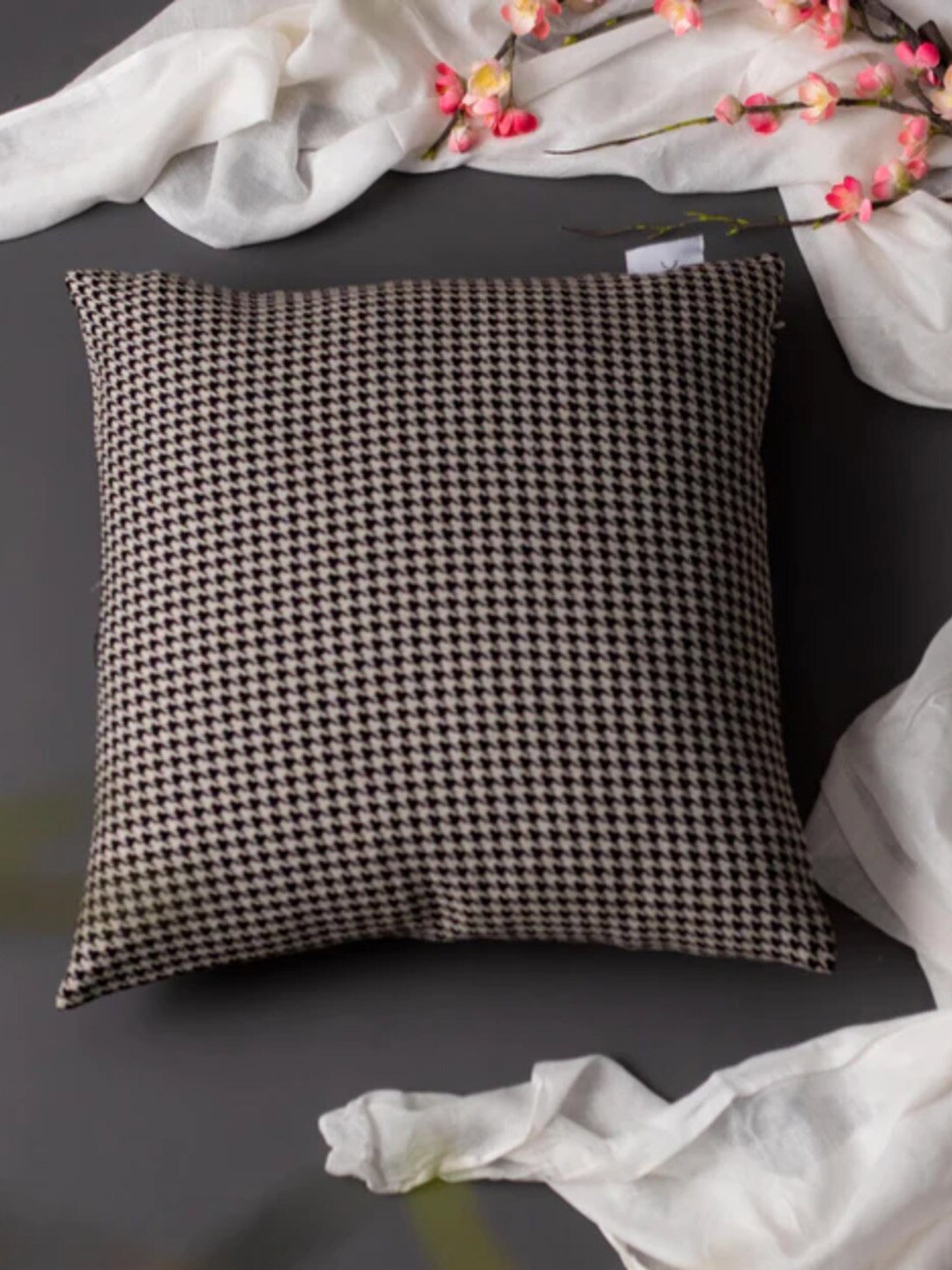 

THEDECORKART Black Square Cushion Cover