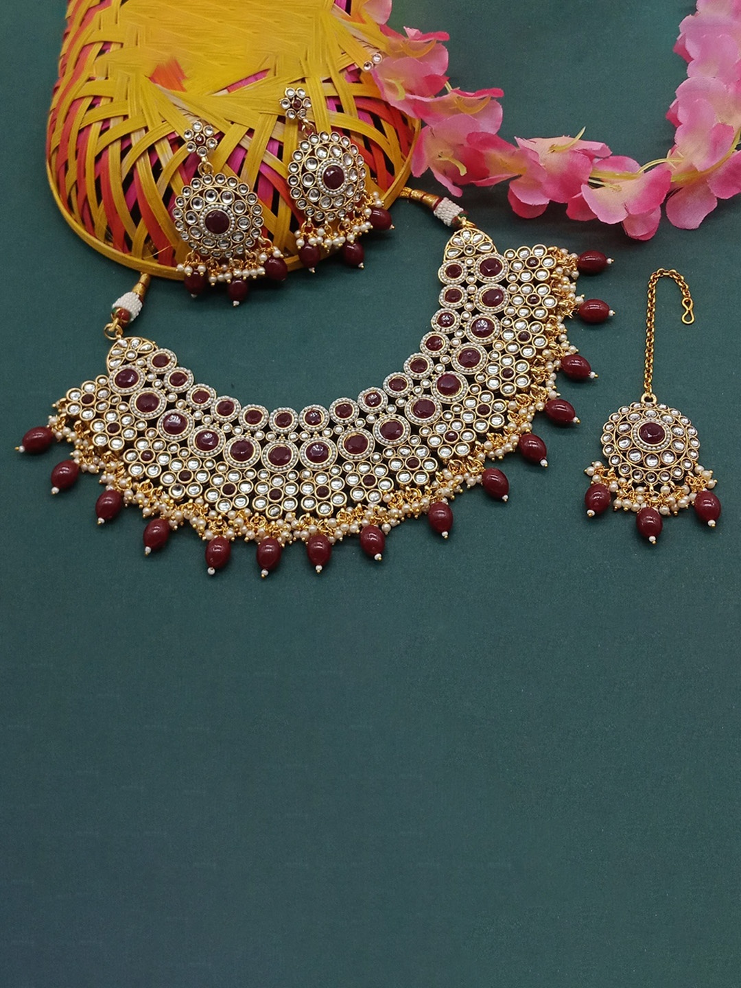 

AASHISH IMITATION Gold-Plated Kundan-Studded & Beaded Meenakari Jewellery Set