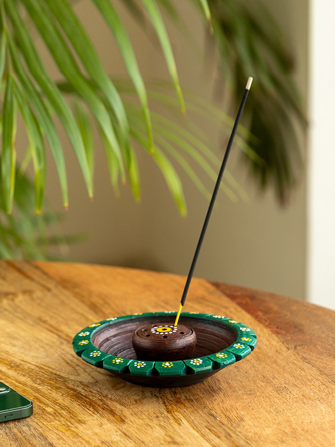 

ExclusiveLane Brown& Green Teracotta Flower Garden Incense Stick Holder