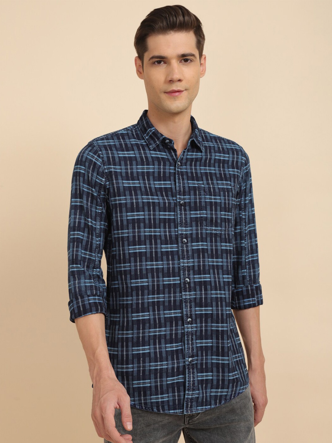 

Allen Solly Abstract Printed Spread Collar Pure Cotton Casual Shirt, Blue