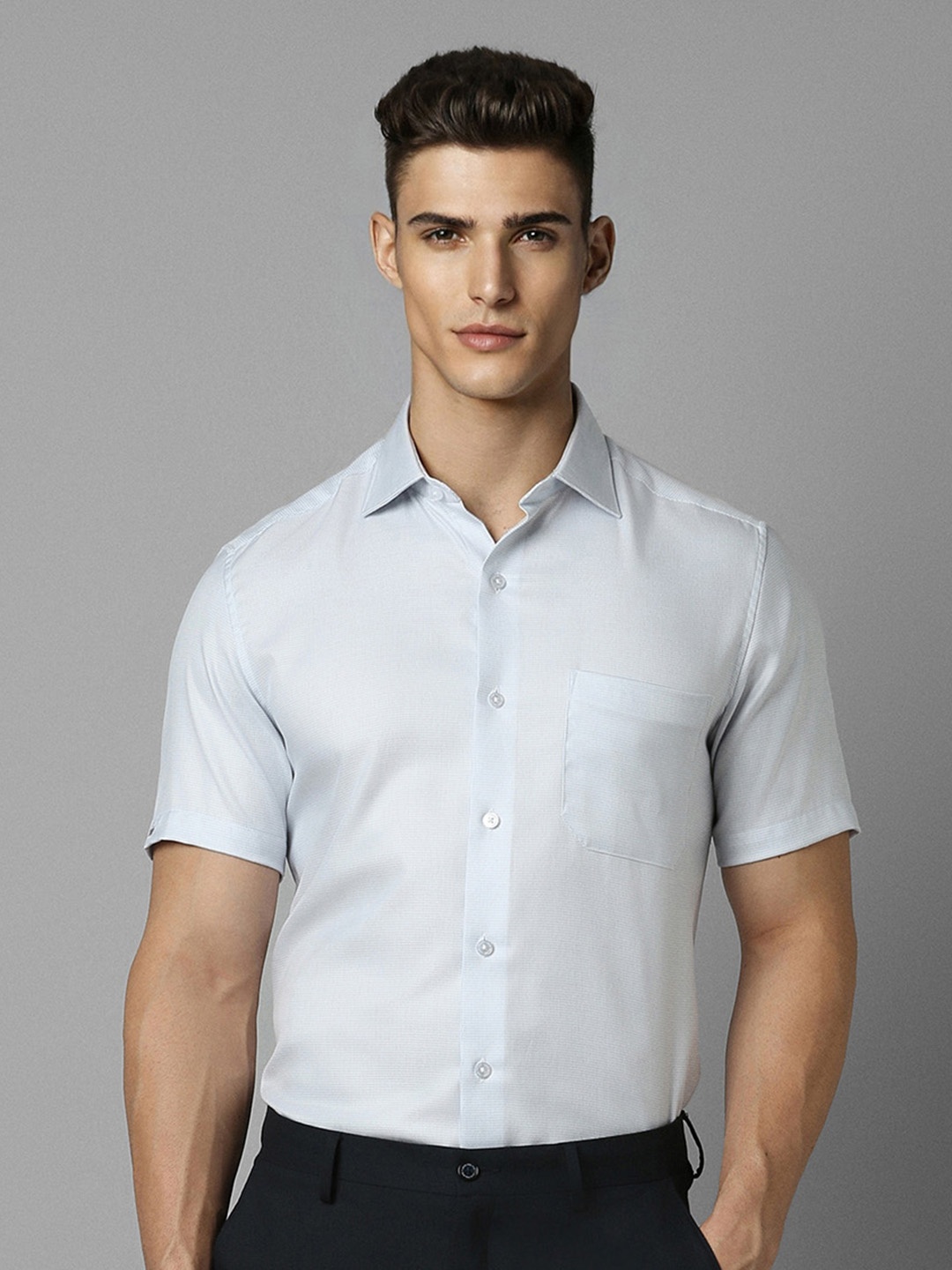 

Louis Philippe Regular Fit Short Sleeves Spread Collar Cotton Formal Shirt, Blue