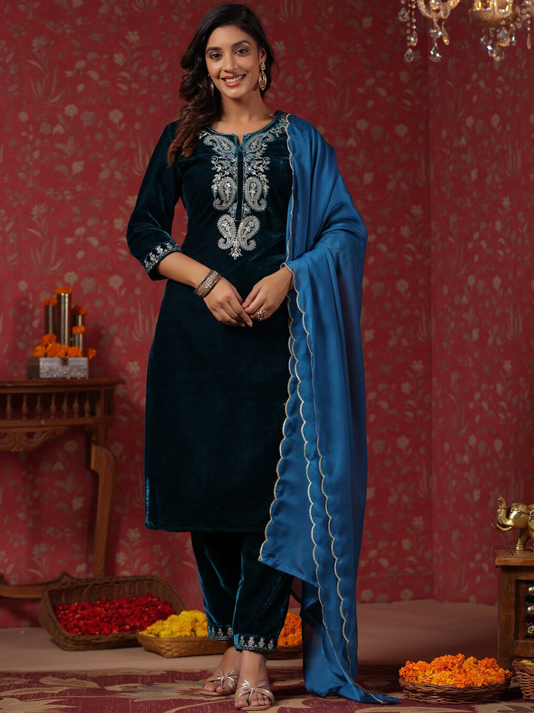 

Ishin Ethnic Motifs Yoke Design Regular Thread Work Velvet Kurta With Trousers & Dupatta, Teal