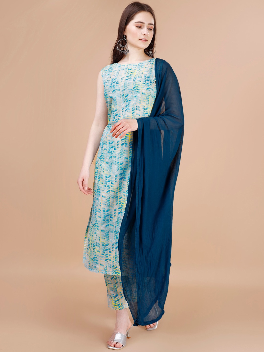 

KALINI Floral Printed Straight Kurta & Trouser With Dupatta, Blue