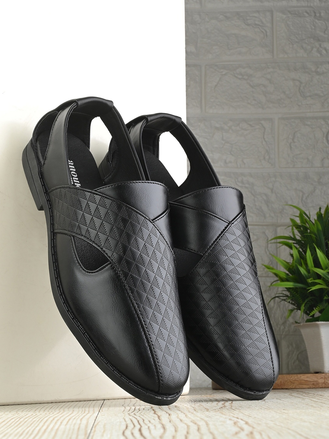 

Anouk Men Black Textured Shoe-Style Sandals
