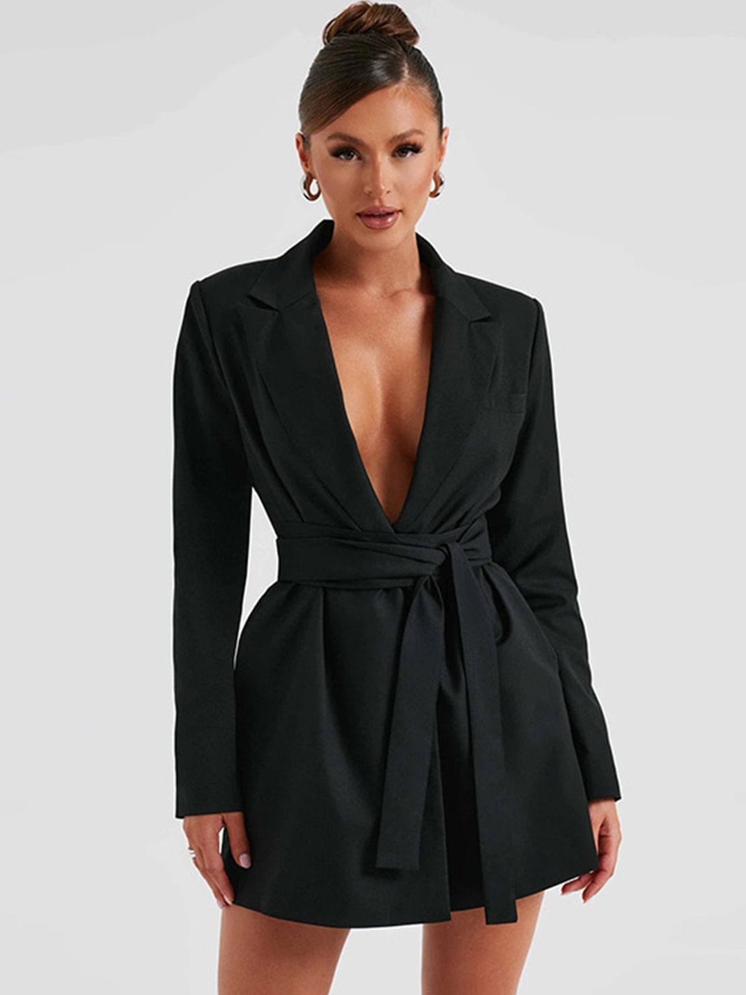 

StyleCast Black Single-Breasted Overcoat