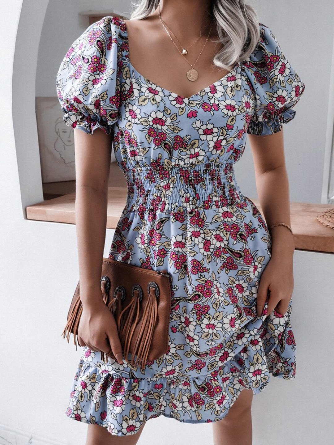 

StyleCast Blue Floral Printed V-Neck Puff Sleeve Smocked Detail Fit & Flare Dress