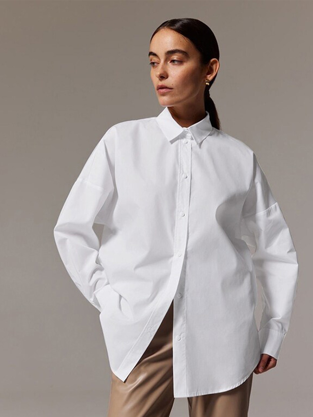 

StyleCast White Regular Fit Long Sleeves Longline Casual Shirt