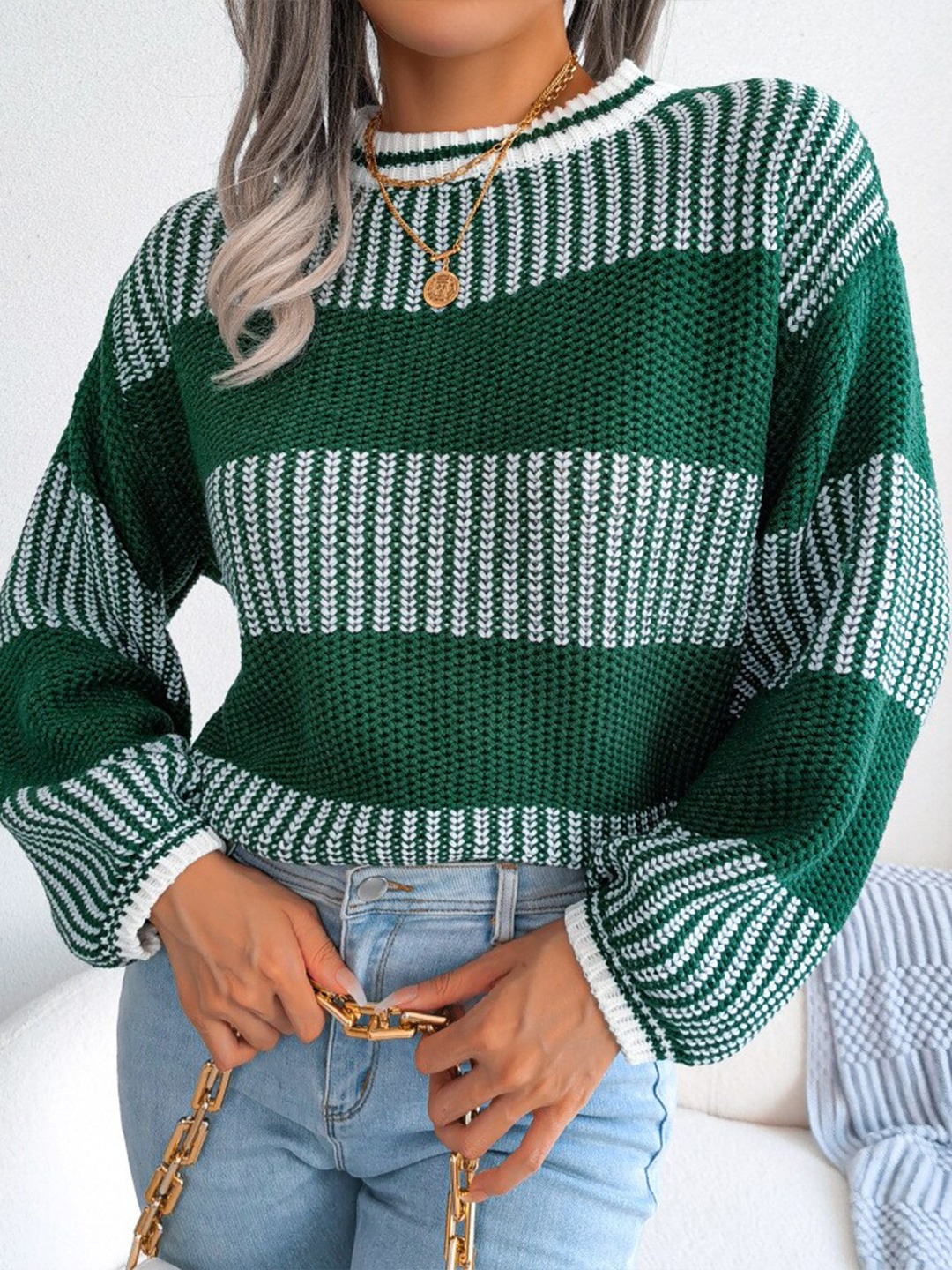 

StyleCast Green Colourblocked Acrylic Pullover