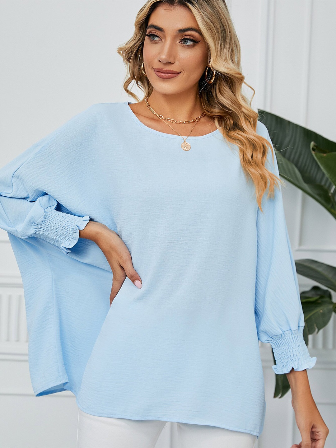 

StyleCast Blue Batwing Sleeves Chambray Top
