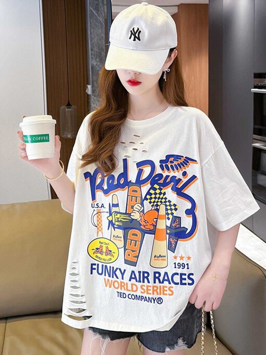 

StyleCast White & Blue Typography Printed Cotton Regular Top