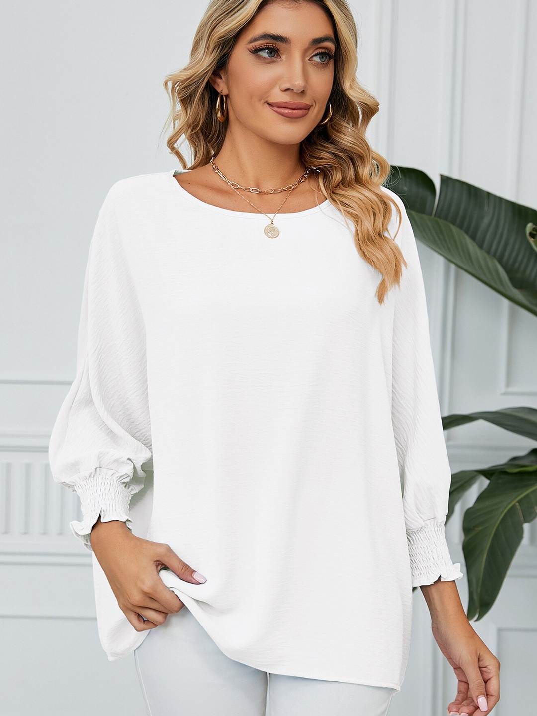 

StyleCast White Self Design Puff Sleeves Chambray Top
