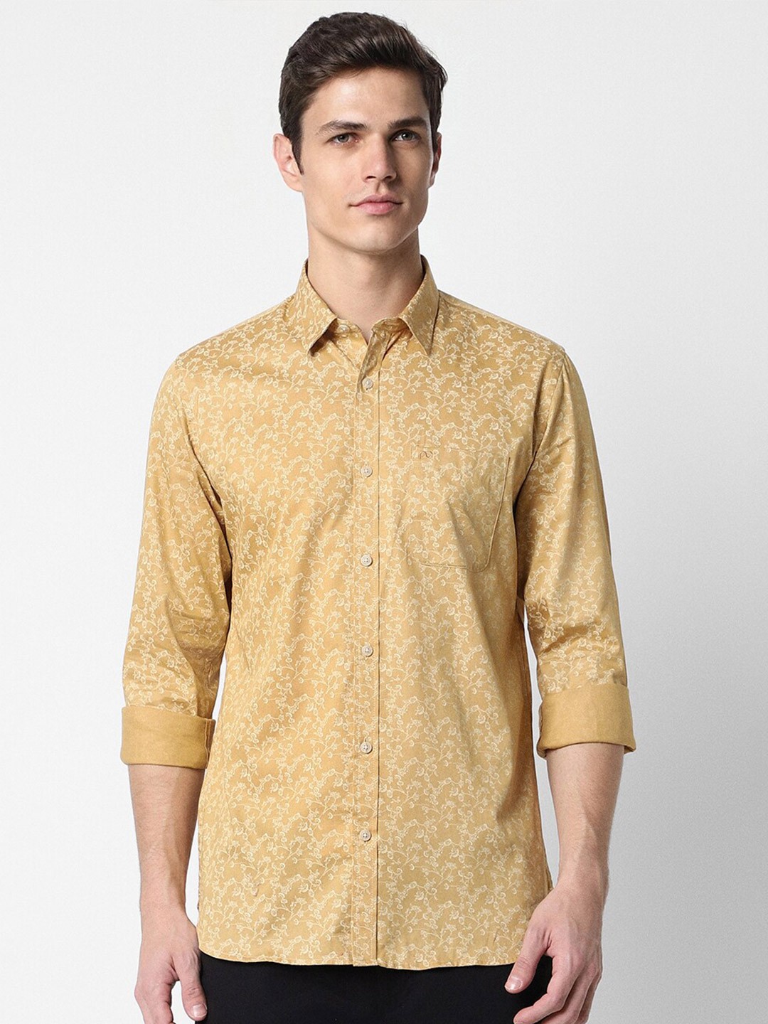 

Peter England Casuals Slim Fit Floral Printed Pure Cotton Casual Shirt, Yellow