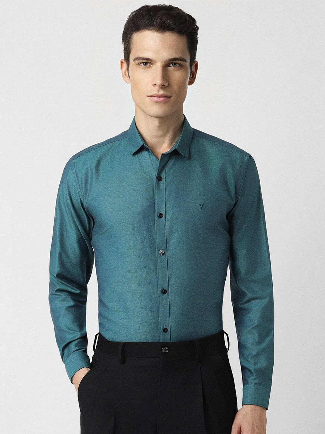 

V Dot Slim Fit Long Sleeves Pure Cotton Party Shirt, Green