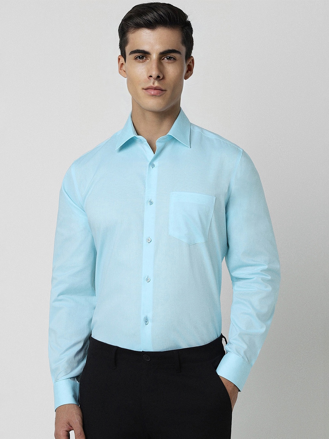 

Van Heusen Men Blue Formal Shirt