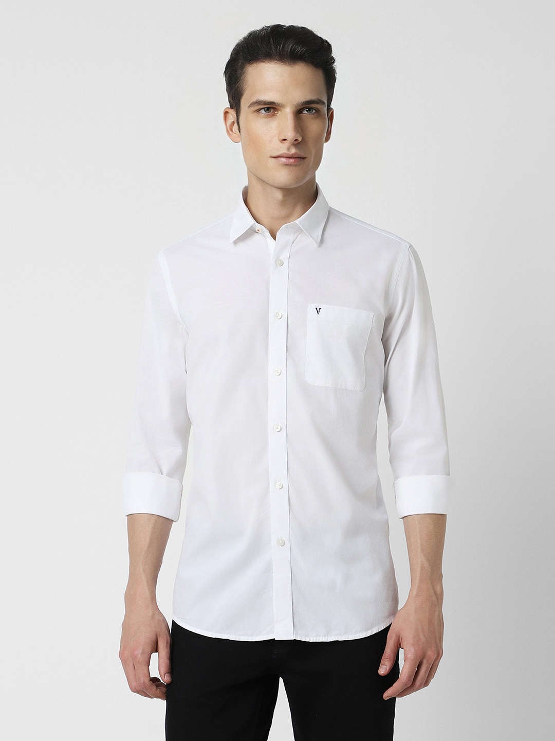 

Van Heusen Sport Men White Slim Fit Casual Shirt