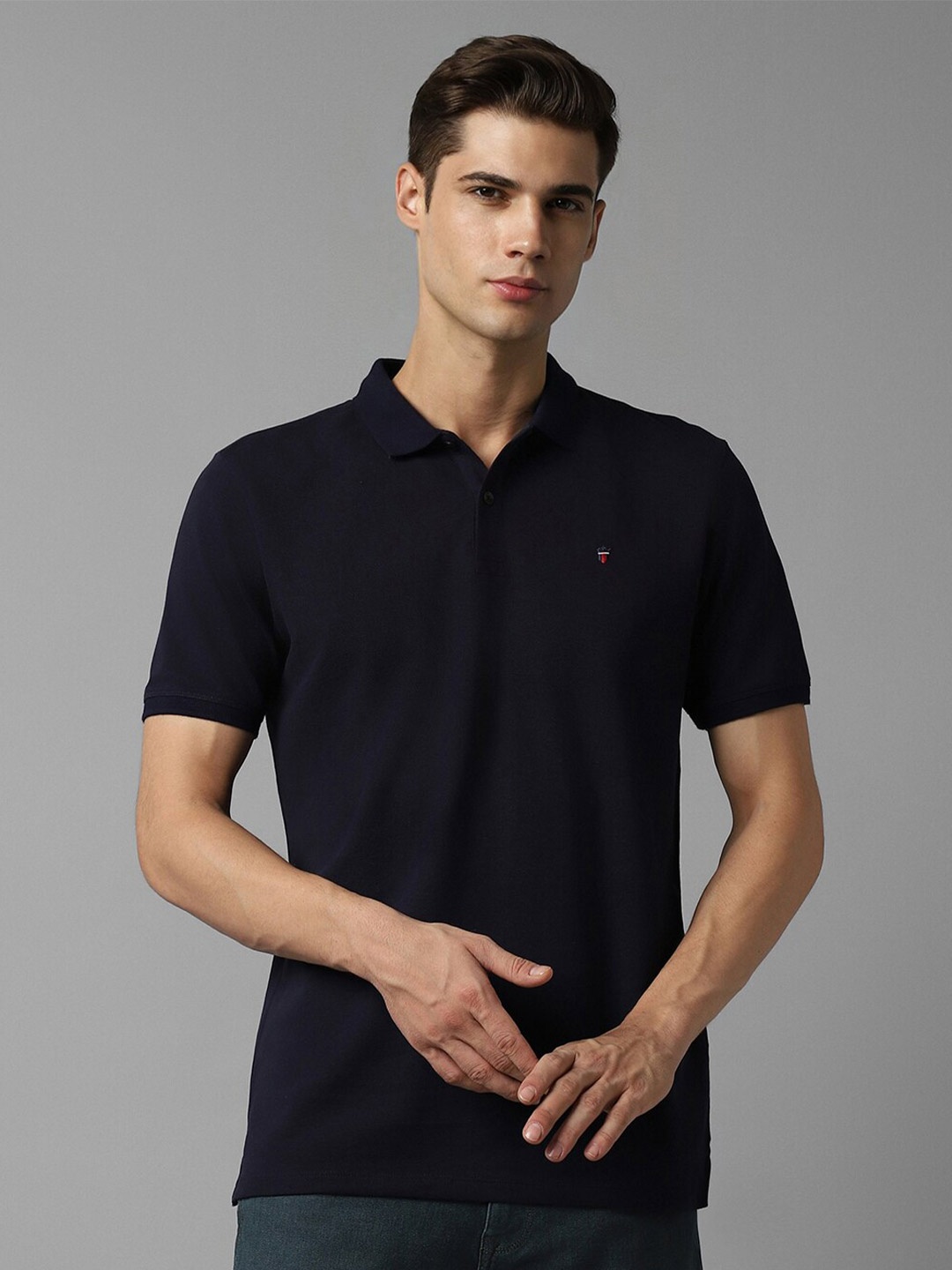 

Louis Philippe Jeans Polo Collar Short Sleeves Cotton Slim Fit T-shirt, Navy blue