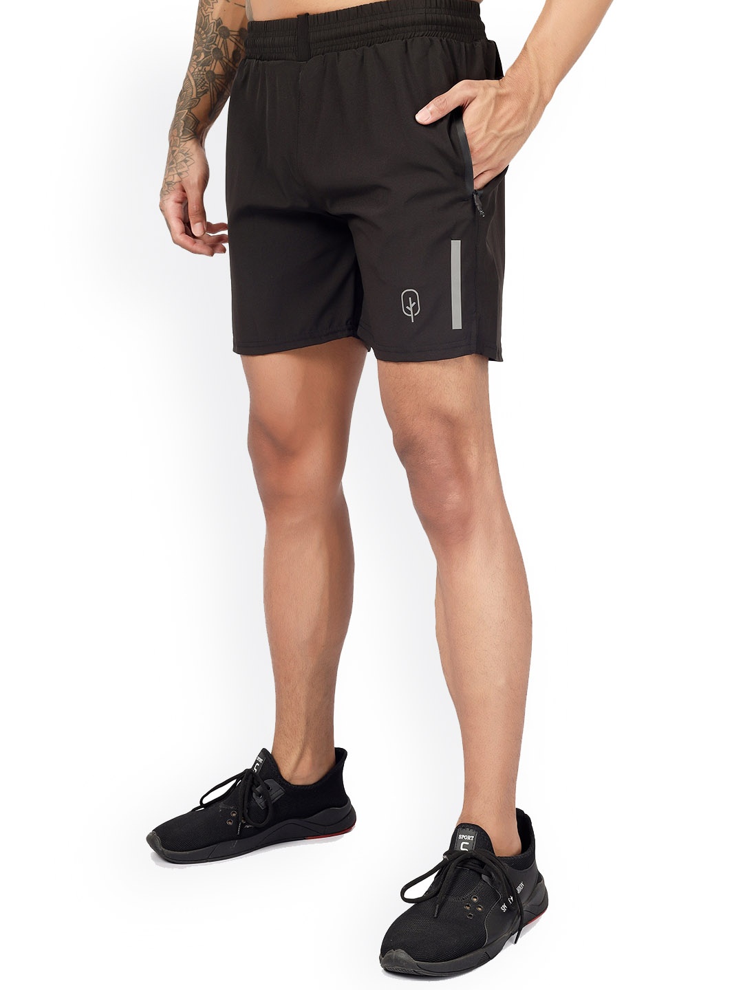 

BLUEFICUS Men Low-Rise Sports Shorts, Black