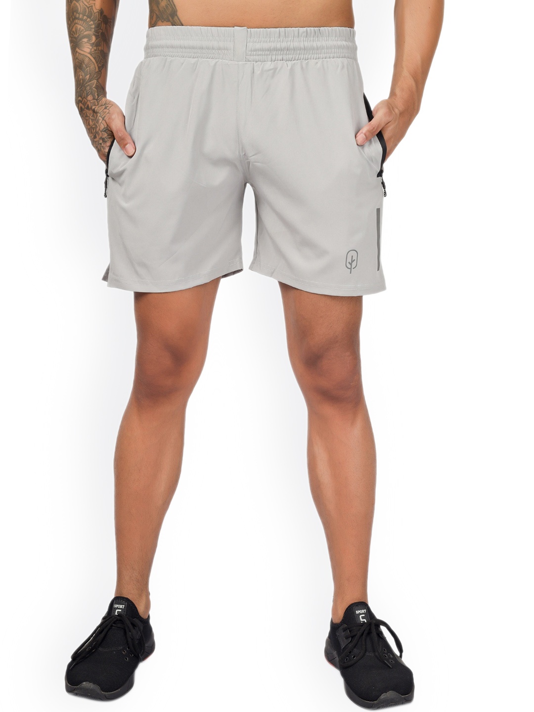 

BLUEFICUS Men Low-Rise Sports Shorts, Grey