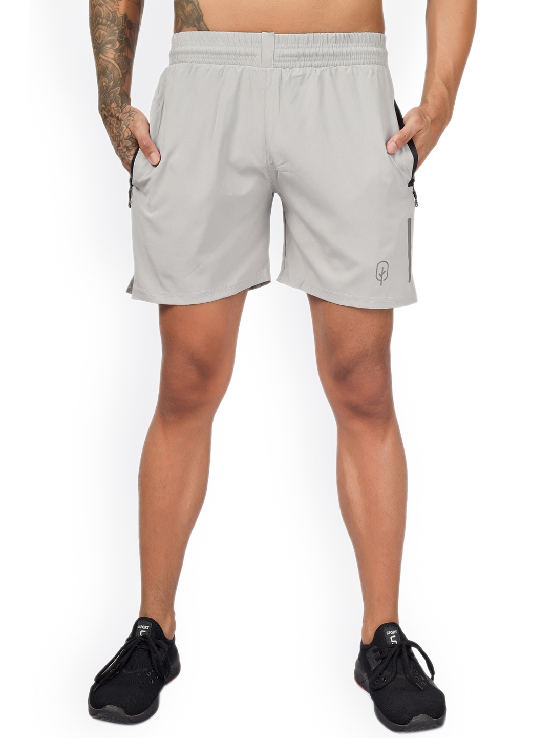 

BLUEFICUS Men Low-Rise Sports Shorts, Grey