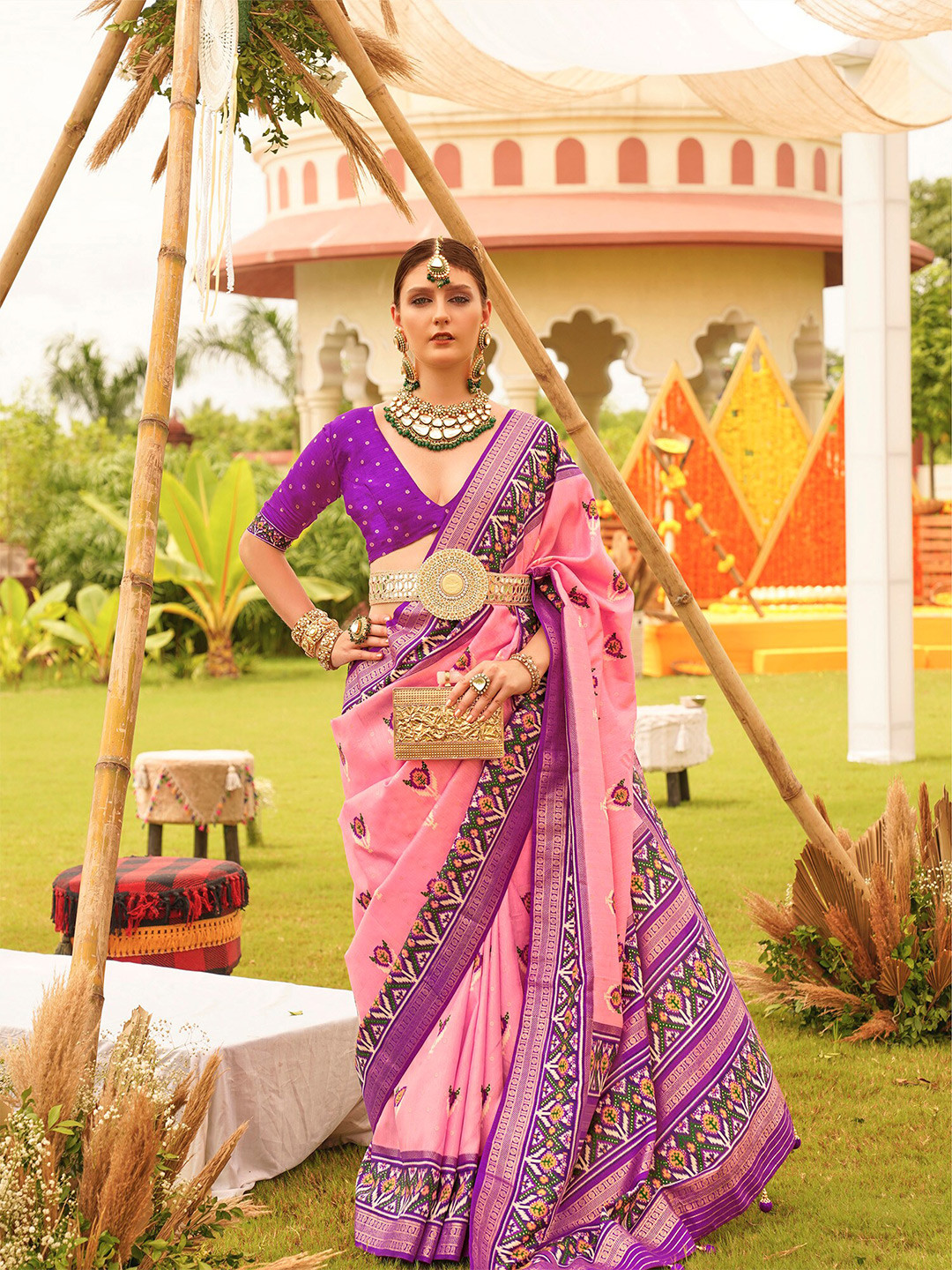 

elora Ethnic Motifs Printed Silk Cotton Designer Patola Saree, Pink