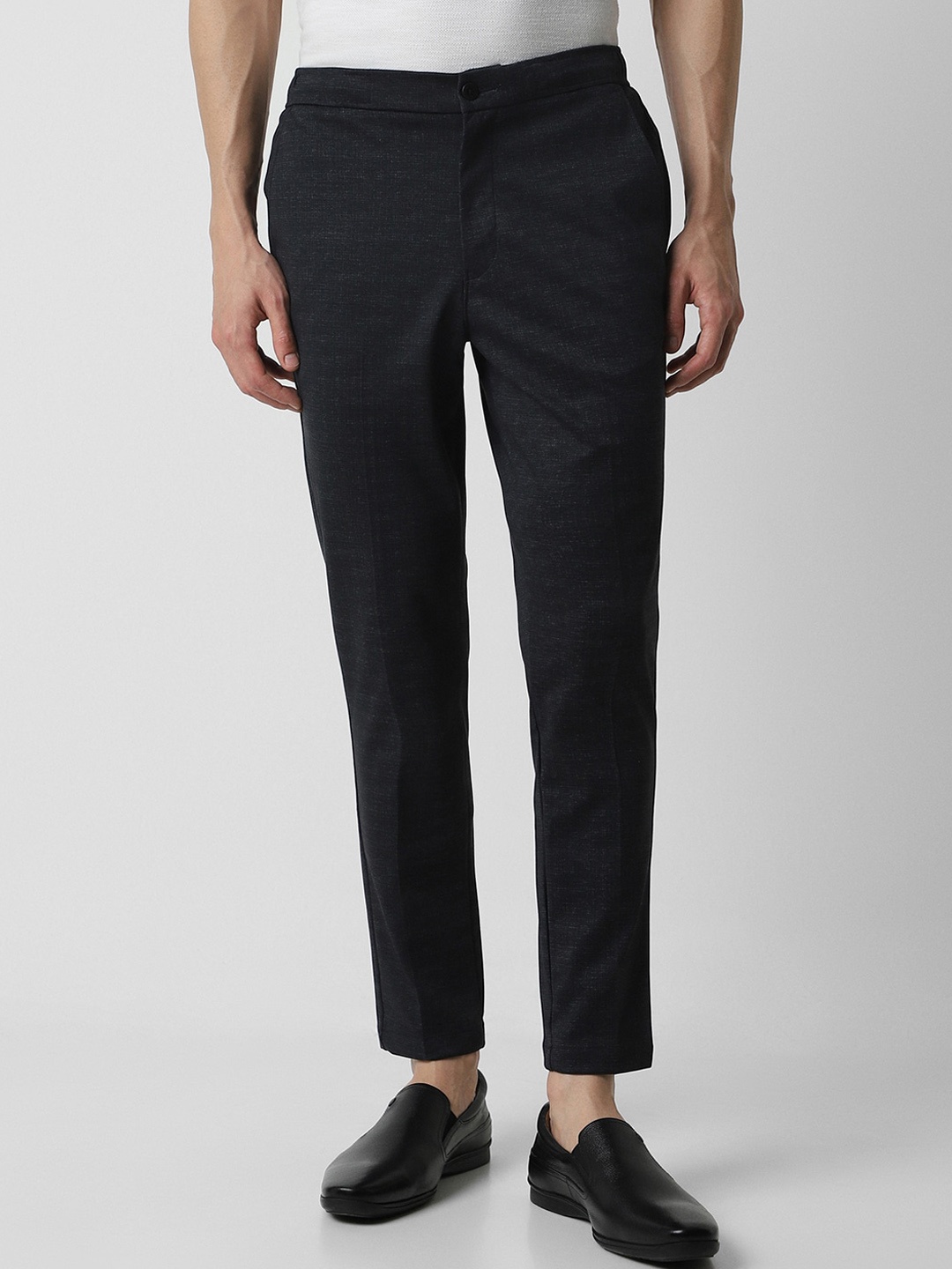 V Dot Men Checked Slim Fit Mid-Rise Casual Trousers, Black