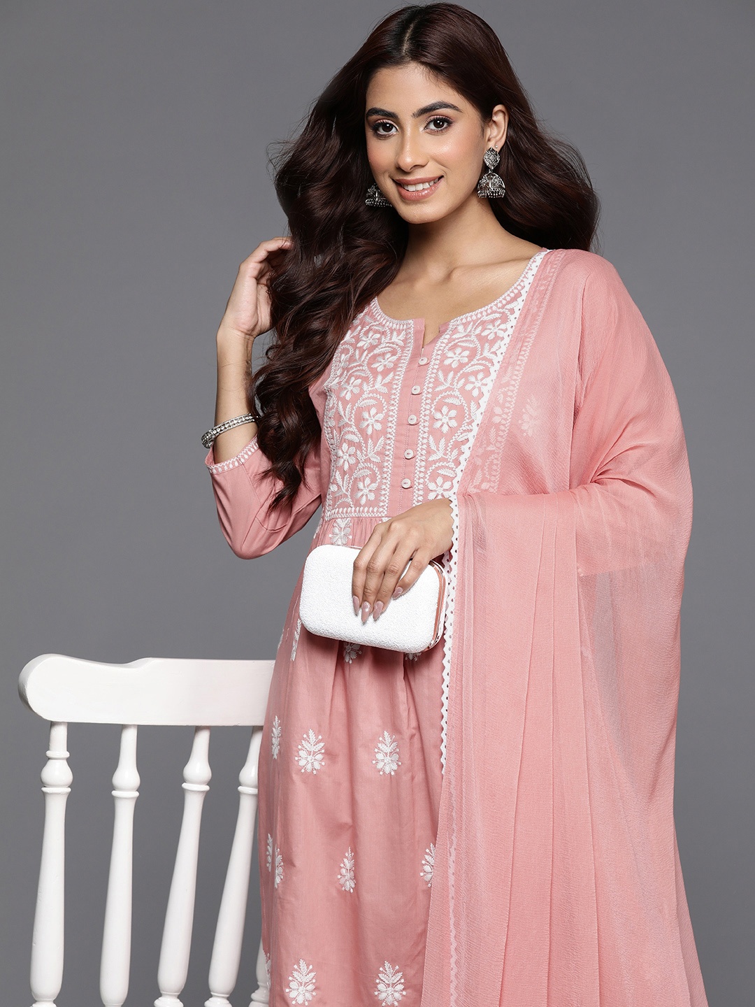 

Varanga Women Floral Embroidered Regular Pure Cotton Kurta with Trousers & With Dupatta, Pink