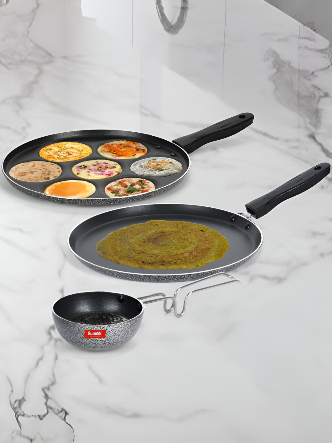 

Sumeet Silver Toned & Black Aluminium Dishwasher Safe Cookware Set
