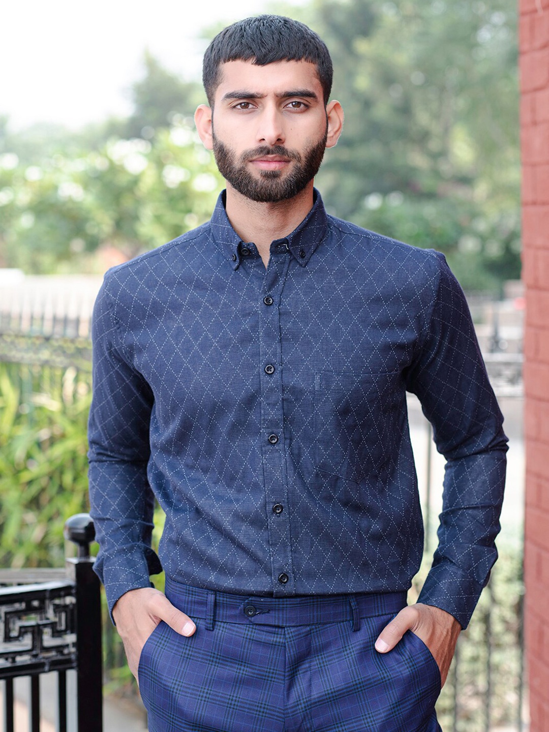 Tistabene New Geometric Printed Button-Down Collar Cotton Casual Shirt, Navy blue