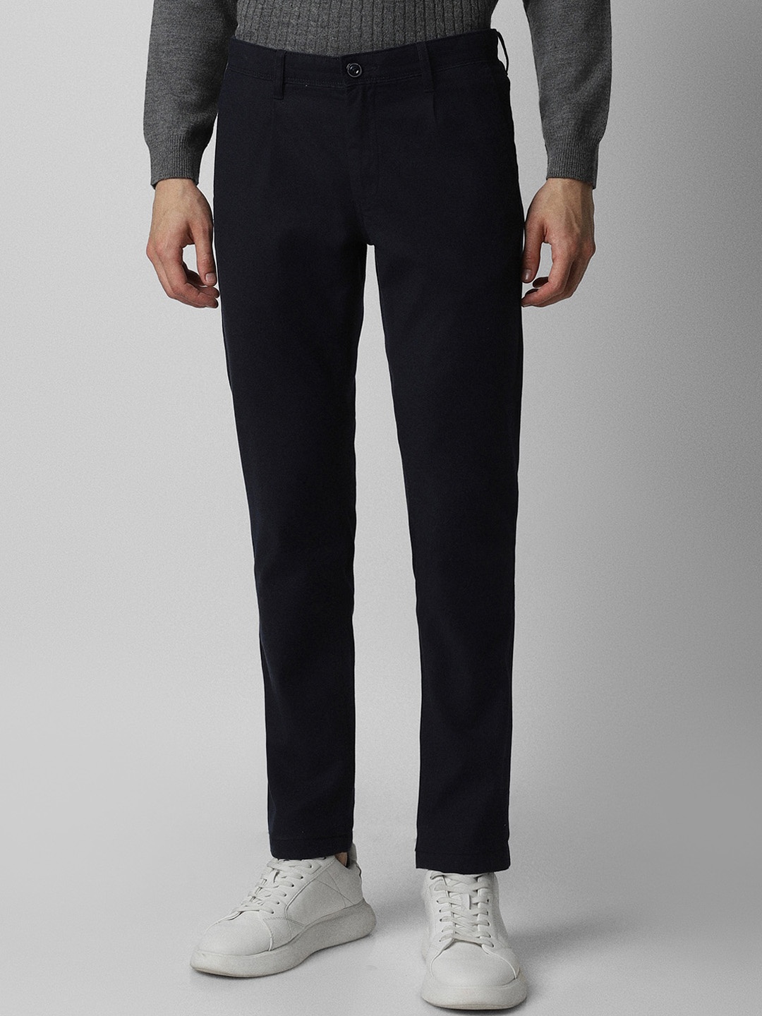 

Van Heusen Sport Men Mid-Rise Slim Fit Trousers, Navy blue