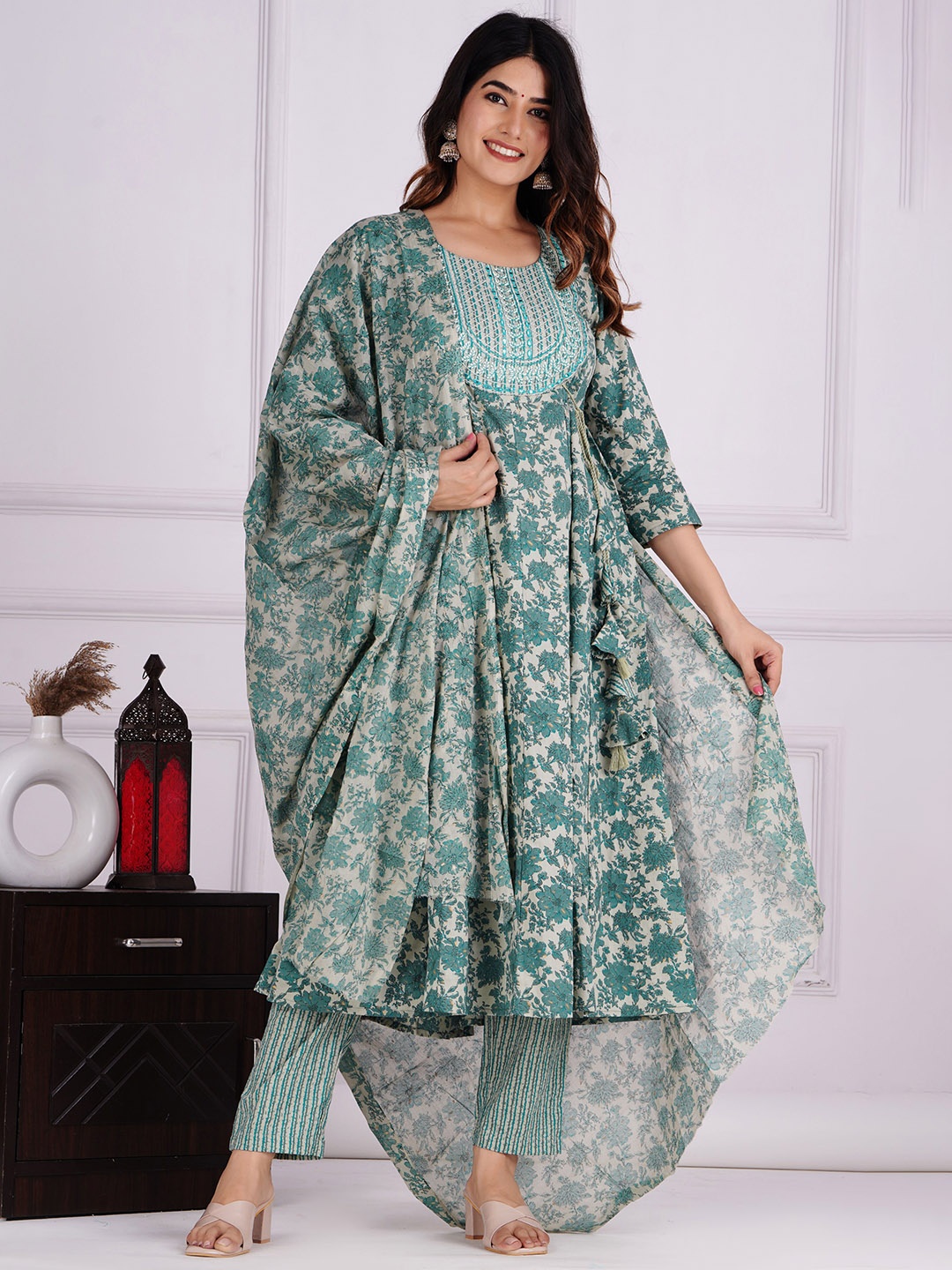 

DHROOV TARA Floral Printed Thread Work Anarkali Pure Cotton Kurta with Trousers & Dupatta, Green