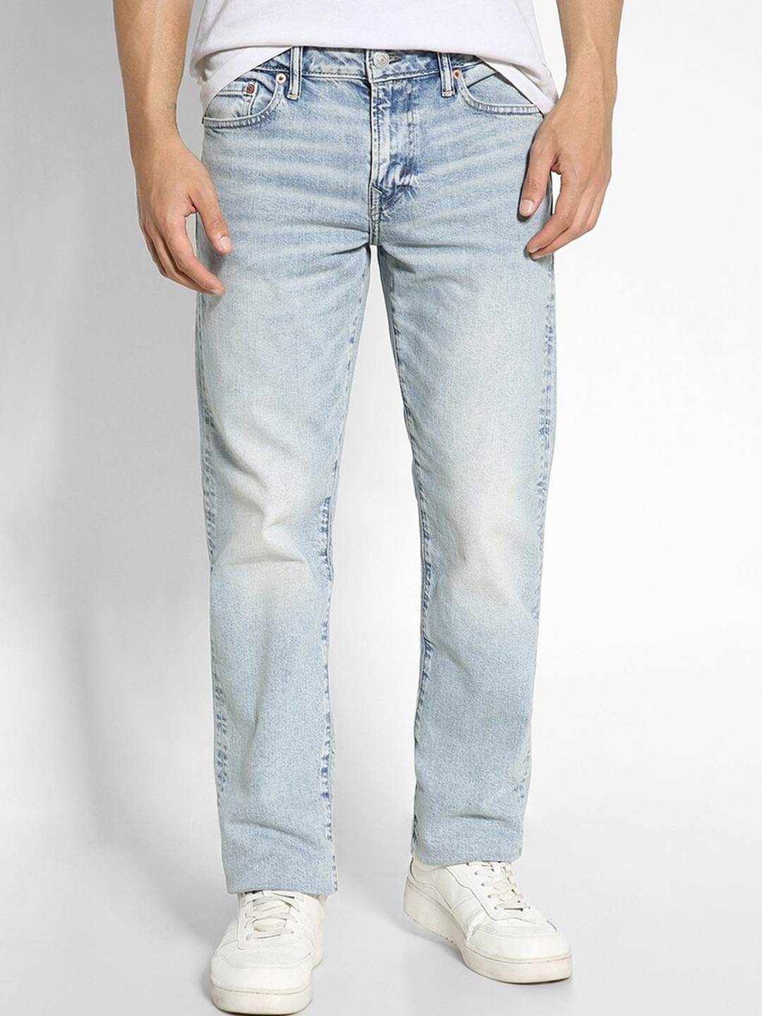 

AMERICAN EAGLE OUTFITTERS Men Straight Fit Clean Look Stretchable Jeans, Blue